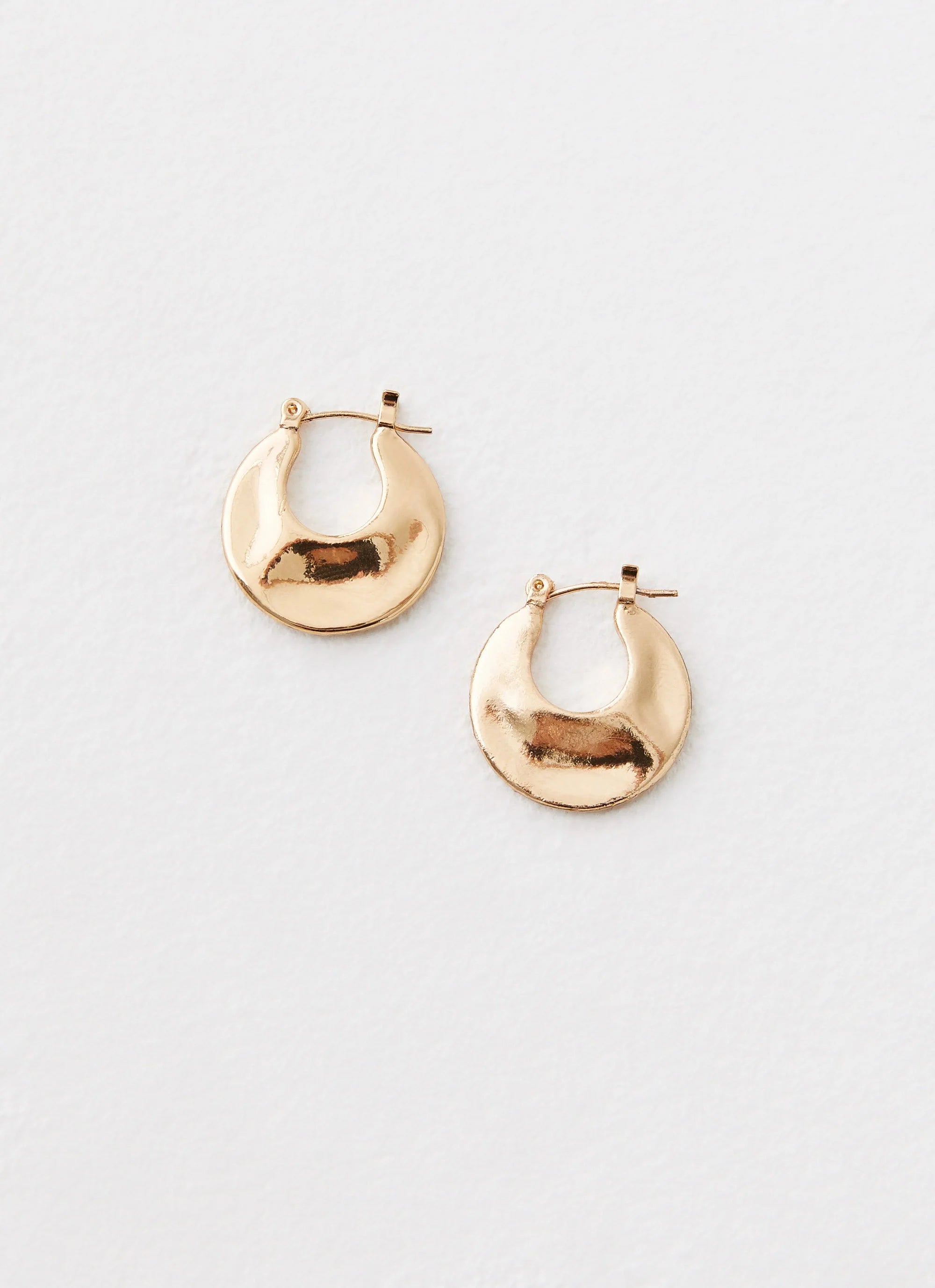 Nobody Else Earrings - Gold