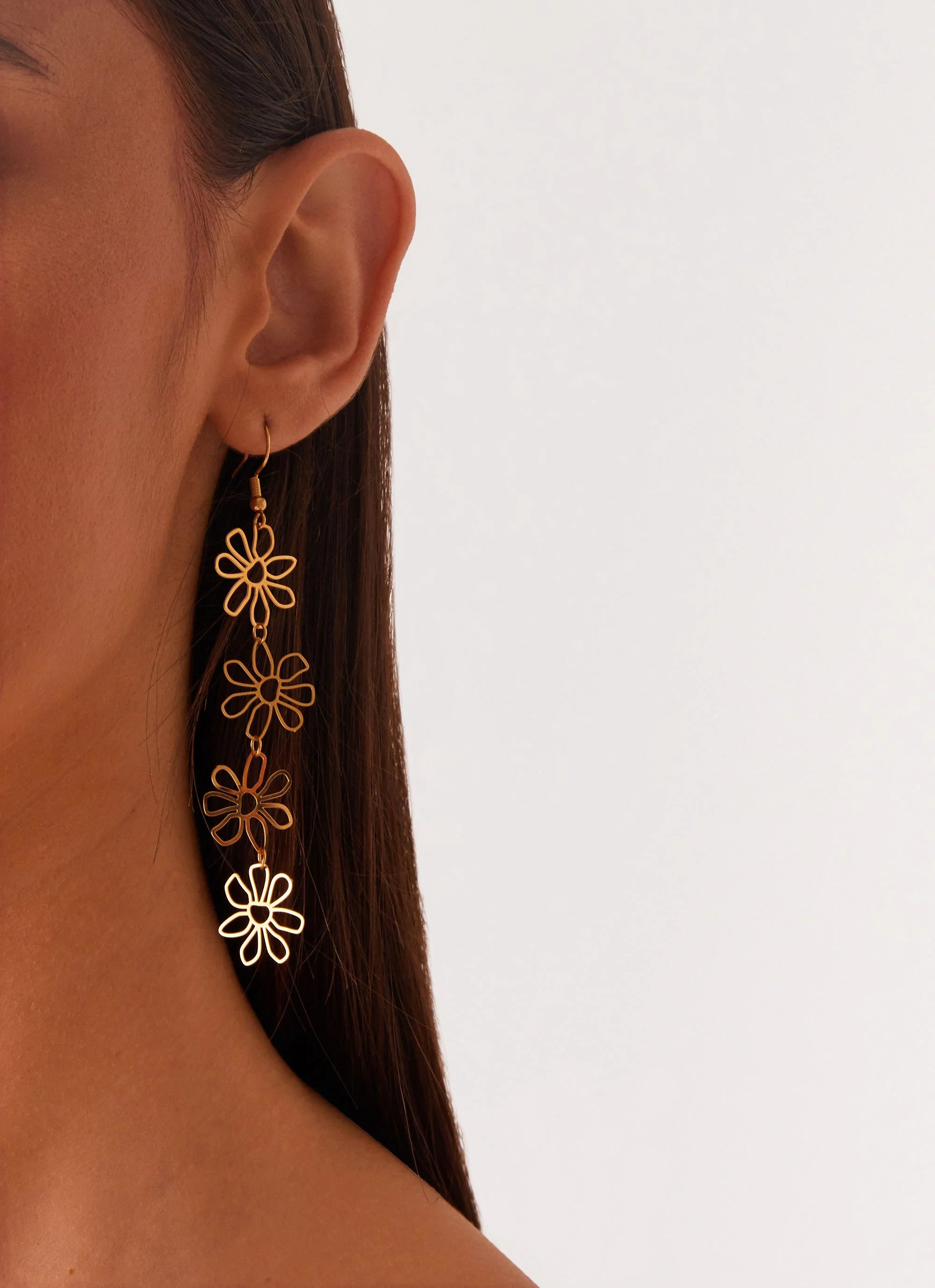 Gardenia Flower Earrings - Gold