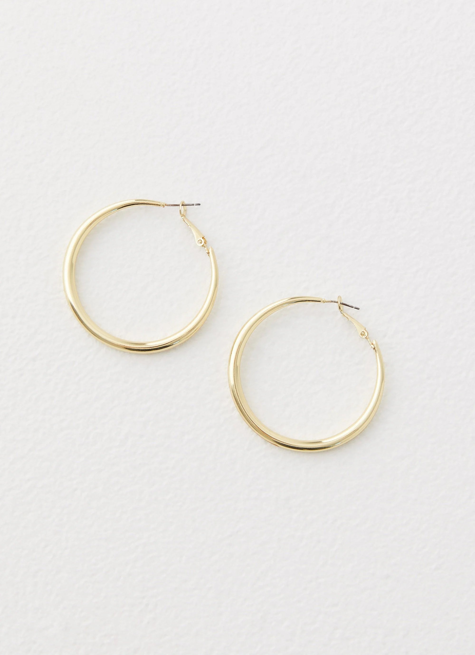 Mutual Feelings Earrings - Gold