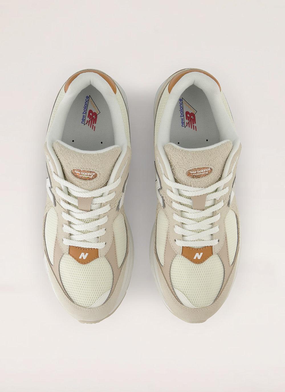 2002R Sneaker - Sandstone