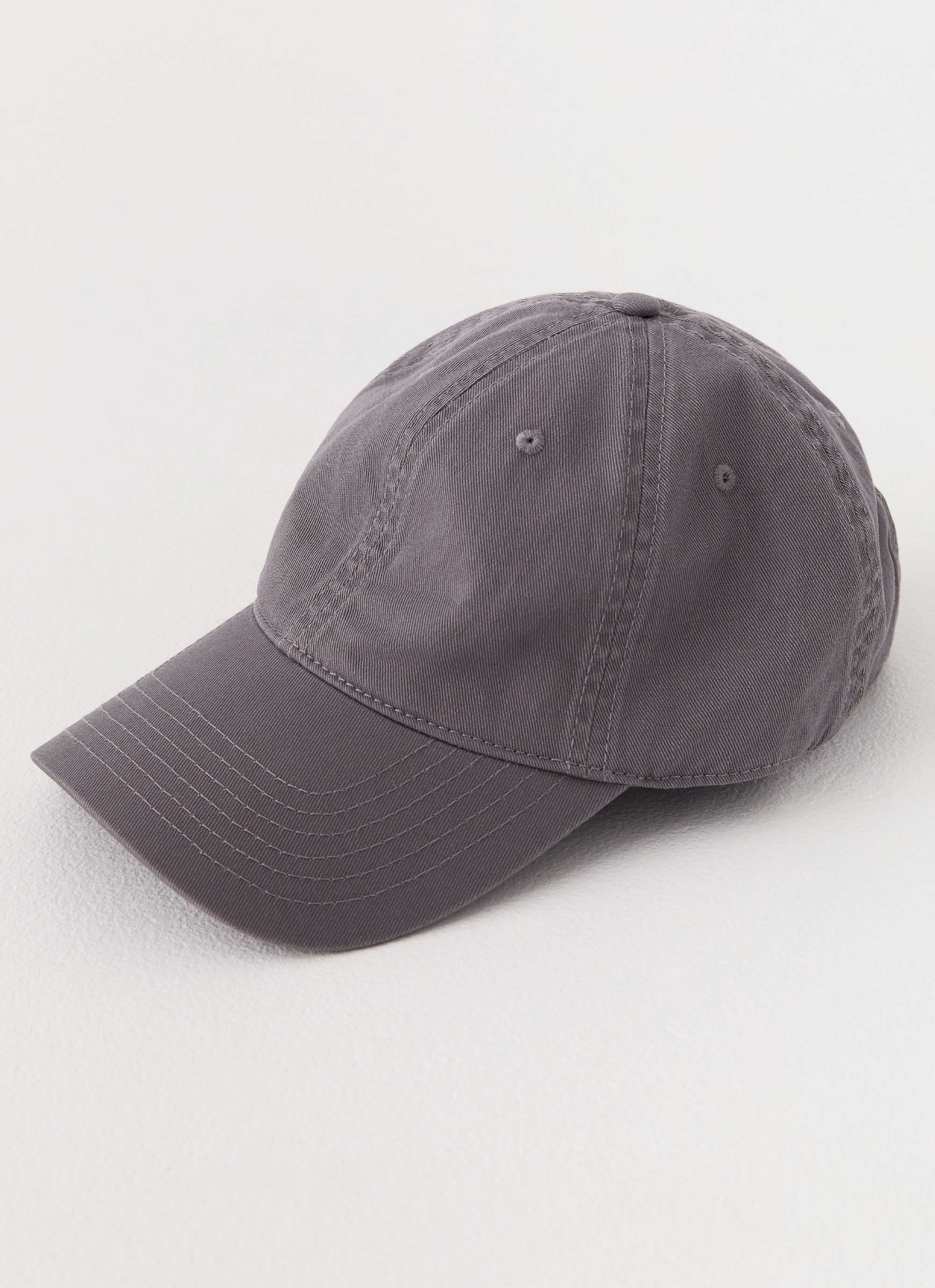 Off-Duty Baseball Cap - Grey