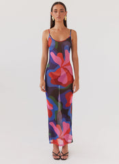 Love On The Run Maxi Dress - Floral Fantasy