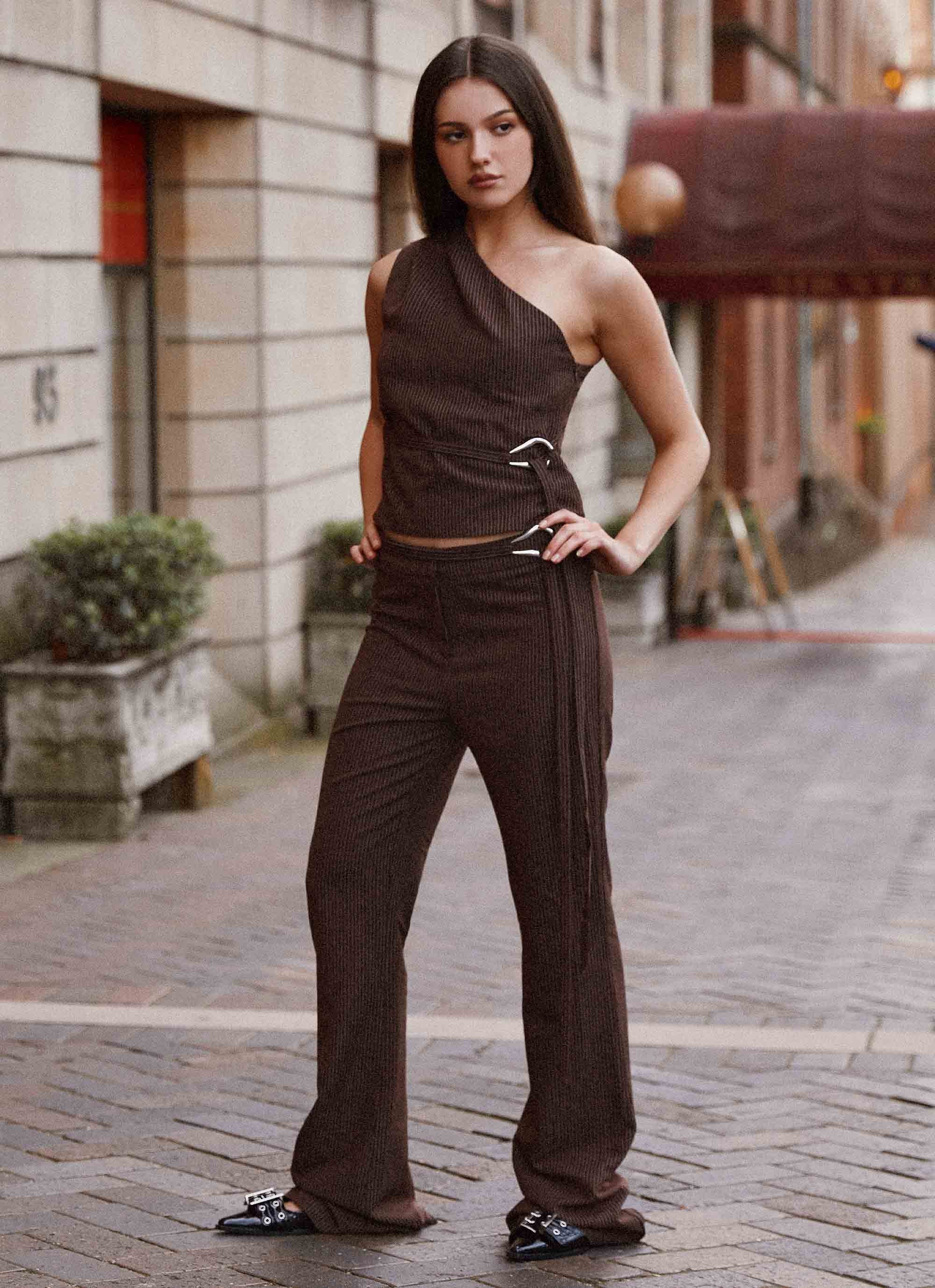 Orla Fitted Flare Pants - Chocolate